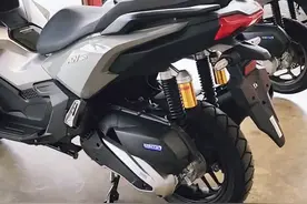 盘点人气销量最高的两款本田踏板车，每款都适合代步，你喜欢哪款视频封面