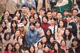 热血沸腾！华中科技大学快闪！我宣布这是我听过最燃的一版哪吒！ #华中科技大学 #就是哪吒 #校园生活 #碰碰彭碰碰 #古筝视频封面