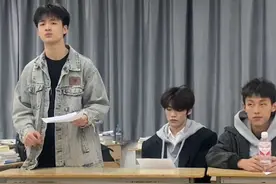 喜欢和合适哪个更重要？#辩论赛 #爱情 #四辩