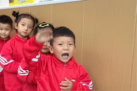 感谢宝贝们精彩演绎的这首《下辈子还要你们当爸妈》，感恩父母，感谢父母#幼儿园 #歌词句句入心 #支持抖音传播正能量 #对口型飙演技 #孩子们的心声