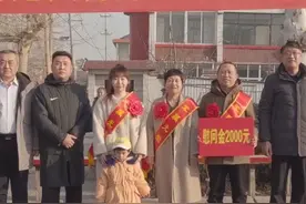 1月14日 #淄博 “三等功”喜报送上门，现役军人探亲途中勇救落水女子，见义勇为立功受奖。#见义勇为 #军人荣誉视频封面