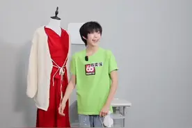 #养成系时代峰峻致力于让每一代练习生都体会 女装造型#TF家族