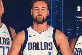 汤普森3年5000万加盟独行侠，心仪球员全部被抢，詹姆斯决定重新商讨顶薪签约，湖人积极兜售拉塞尔，商讨德罗赞的交易可能性#湖人 #詹姆斯 #汤普森 #拉塞尔 #德罗赞视频封面