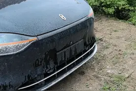 华为赛力斯问界M9，我真的得给你们提提意见，这个真的装防爆胎，出行爆胎真的太麻烦了，除了没有防爆胎，其他都好！！#赛力斯工厂 #华为