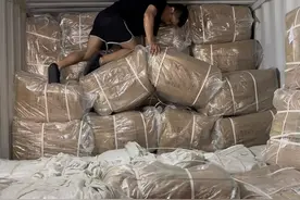 把简单的事情做好 就是不简单 #热点当事人 #揭阳装柜战神#装柜 #记录真实生活