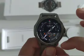 #开箱 #智能手表 #小米watch4  质感在线，整体比较轻盈