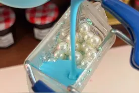 非牛顿流体到底是什么手感哇？做成捏捏来玩玩吧 #自制捏捏 #非牛顿流体 #非牛顿流体捏捏乐 #解压玩具 #捏捏乐