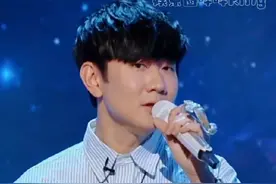 好像看到自己在KTV点#林俊杰 现状了…#没有对比就没有差距 #娱乐超有料