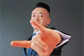 Ropz VS 小蜜蜂 据HLTV和NEL联合爆料：反恐精英中为FaZe战队效力三年的选手Ropz将转会加入小蜜蜂战队并替换Spinx啦！#HLTV：小蜜蜂与ropz达成协议 #csgo #cs2 #FaZe #ropz