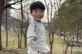 好像今天他也在跟我假玩～#人类幼崽 #抖音精选计划视频封面