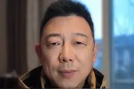 划线停车位缴费得多个心眼#路边停车收费 #停车费 #路边停车 #重庆dou知道 #靠边停车 @林海读车视频封面