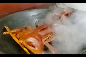 #美食#熏兔 #熏兔肉做法  有这样一群朋友，很幸运。