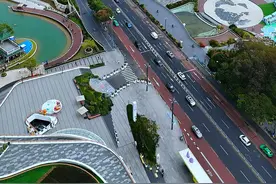 如果你累了，就来吹吹香炉湾的海风。海风可以治愈所有的不愉快！#珠海旅游攻略 #珠海情侣路风景 #治愈系风景 #总有一片海值得你去看看 #香炉湾沙滩视频封面