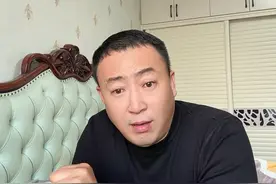 宋飞最近做的怎么样？是生意不好？还是资不抵债？视频封面