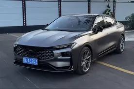 为什么说蒙迪欧是马路三大帅？ 这颜值谁看谁不喜欢，简直是男女老少通吃#dou是好车 #撸车日常 #抖音汽车