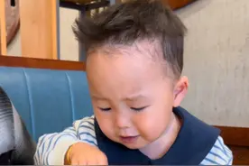 小小年纪强迫症这么重真的好嘛#小由由#你想来一块羊尾由嘛 #90后带娃