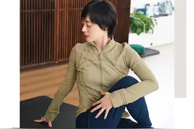 #孙俪 #孙俪碎片化微运动  周末吃饱饭跟俪boss一起动起来，精练精神迎周一😂#瑜伽 #瘦肚子视频封面