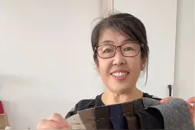 废布头做漂亮包包。 #废物利用，变废为宝#学会快去试试吧🔥 我每天都会分享服装裁剪修改使用小技巧，关注我就能看到后边更新的每一期视频视频封面