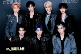 #时代少年团 原本看咱们时团这张合照图就已经觉得很好看了，没想到还有修图老师重新调色修了一下，看起来更显贵族气质了！你懂什么是真正的完颜团！