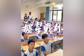 回忆这理想不够理想，沿途逛世间一趟只有向上—《披星戴月》cover张敬轩#张敬轩 #张敬轩澳门演唱会 #港乐 #粤语文化 #粤语歌