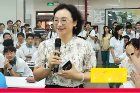 六中温晖校长亲自演唱《每一步》，鼓励高三学子奋力拼搏，祝各位高三学子在高考中旗开得胜，考出理想的成绩，步入心仪的大学，开启人生新的精彩篇章！加油  #高考加油 #金榜题名#以梦为马不负韶华 #校园生活 #全力以赴 #决胜高考视频封面