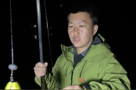 春季傍晚降温了，适合浮钓鲢鳙吗？我们今天傍晚过来钓一下#春天钓鱼的季节 #原来钓鱼才是抖音运动顶流