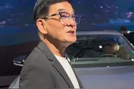 特意来逛车展，被一台新车种草了！#奥迪与华为合作的第一台车开售了#奥迪Q6Letron #一汽奥迪Q6Letron