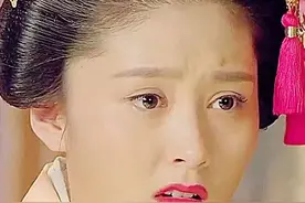 丈夫给妻子洗脚 通过一根脚趾发现了妻子的间谍身份视频封面