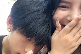 翻到我俩之前出去玩拍的视频笑死我了 #生活碎片 #恋爱日常 #情侣 #情侣日常视频封面