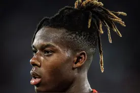 尼科威廉姆斯官宣留队，巴萨为什么今夏没有拿下？#巴萨 #尼科威廉姆斯 #罗马诺 #转会窗