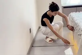 没有梳妆台的卧室是不完美的，我家床尾只有90公分，选了很久的梳妆台，这个是真的喜欢啊#装修 #卧室 #温馨小窝  #斗柜梳妆台一体 #梳妆台