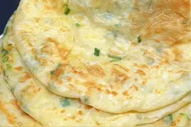 百吃不厌的河南美食烙油馍做法，不用发面，一分钟一张，柔软多层又好吃，放凉三天也不硬#葱油饼 #农村美食 #早餐饼 #早餐吃什么 #烙饼视频封面