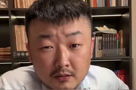 在银行买到掺假金条？ #银行回应网传有人买到掺假金条#黑袍律师