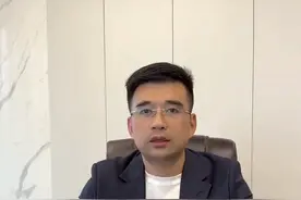 今天九个孩子的爸爸赵万龙跟大家聊聊我和我老婆的故事，我和我老婆都是生在贫困的农村，也都是十来岁就因为贫困交不起学费而早早辍学外出打工，这二十年的人生路确实经历了太多太多，我们以后会慢慢分享我们创业的故事给大家，希望你们能够喜欢#夫妻日常 #亲子互动 #创业 #草根逆袭 #抖音