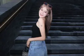 逛街拍照小技巧 街拍动作，逛街拍照姿势，广角拍照技巧#街拍 #拍照姿势 #心动打卡指南