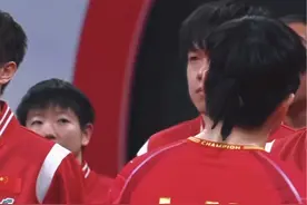 两个欣欣相惜的热血笨蛋，看到莎莎拍完手就转身那刻我真的要碎掉了，你们一定也都心疼对方吧😫我天下第一好的莎头！我的天蝎大女主不要低落！天蝎女王肯定已经在想下次怎么拿捏🇯🇵了！坚定自信的走下去天选的意义就是荣辱与共！#王楚钦孙颖莎 #成都国际乒联混合团体世界杯 #莎头 #天选混双莎头组合 #成都混合团体世界杯