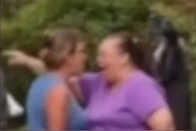 荒野求生男生vs女生的区别#荒野求生 #甄嬛传 #女性创业 #贝爷