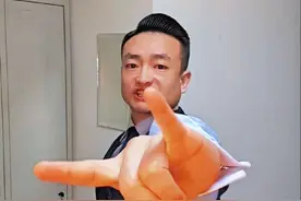 EDG VS XLG EDG虽败犹荣，昨日虽败，豪门底蕴依然尚存，待重整旗鼓，来日再战必胜！#无畏契约 #Simon #zmjjkk #EDG #东方红🔥 @蹲方魂🔥