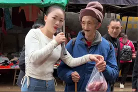 #传递正能量 #户外唱歌视频封面