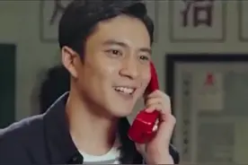 穷小伙救助落难总裁 多年后总裁带百辆汽车来报恩视频封面