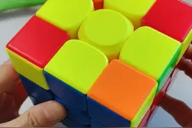 小鱼公式 三阶魔方复原公式，小鱼公式，可以用在黄面还原，也可以用在最后一步调整棱块#玩转魔方 #小鱼公式 #三阶魔方公式