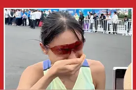 护士夺2025哈尔滨马拉松国内冠军，哭诉：希望领导让我周末调休