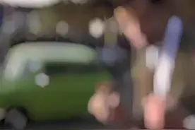 最爱的车被压扁了？#憨豆先生