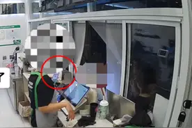 奶茶店18岁女店员疑扫个人码收款被开除，老板公布店内监控称早有察觉拟报警图片
