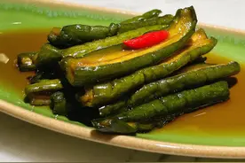 耶伦来中国第一站广州陶陶居吃饭，点了16道菜，结账时却让人意外图片