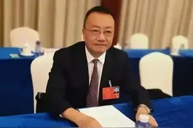 教龄津贴40年原地踏步？两会代表疾呼：该涨了！图片