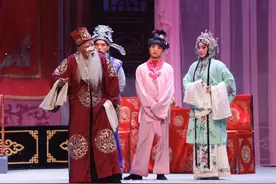 大爱剧团曲剧《三女拜寿》在郑州大剧院圆满上演!图片