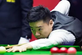 “台球天才”丁俊晖：母亲55岁因癌离世，他娶大6岁富家女为妻图片