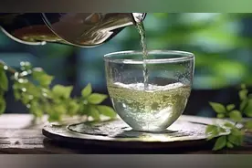 多喝水排出肾结石？医生：若结石大于这个数，需另想办法图片