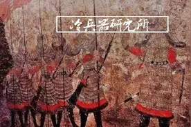军官的高级货，普通士兵的制式装备，西方锁甲和东方札甲谁更强图片